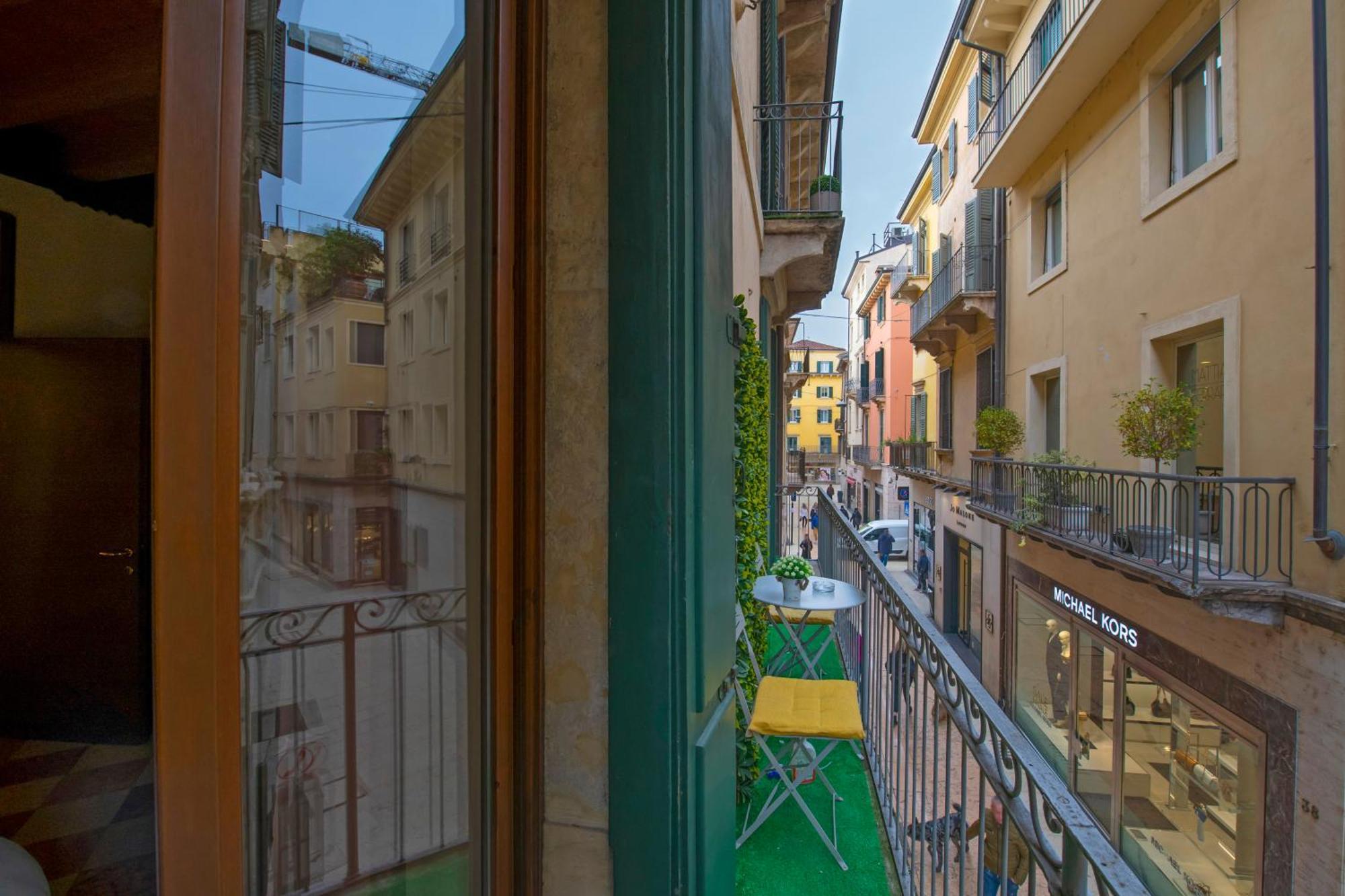 Palace Home Mazzini Verona Center 1 Dış mekan fotoğraf