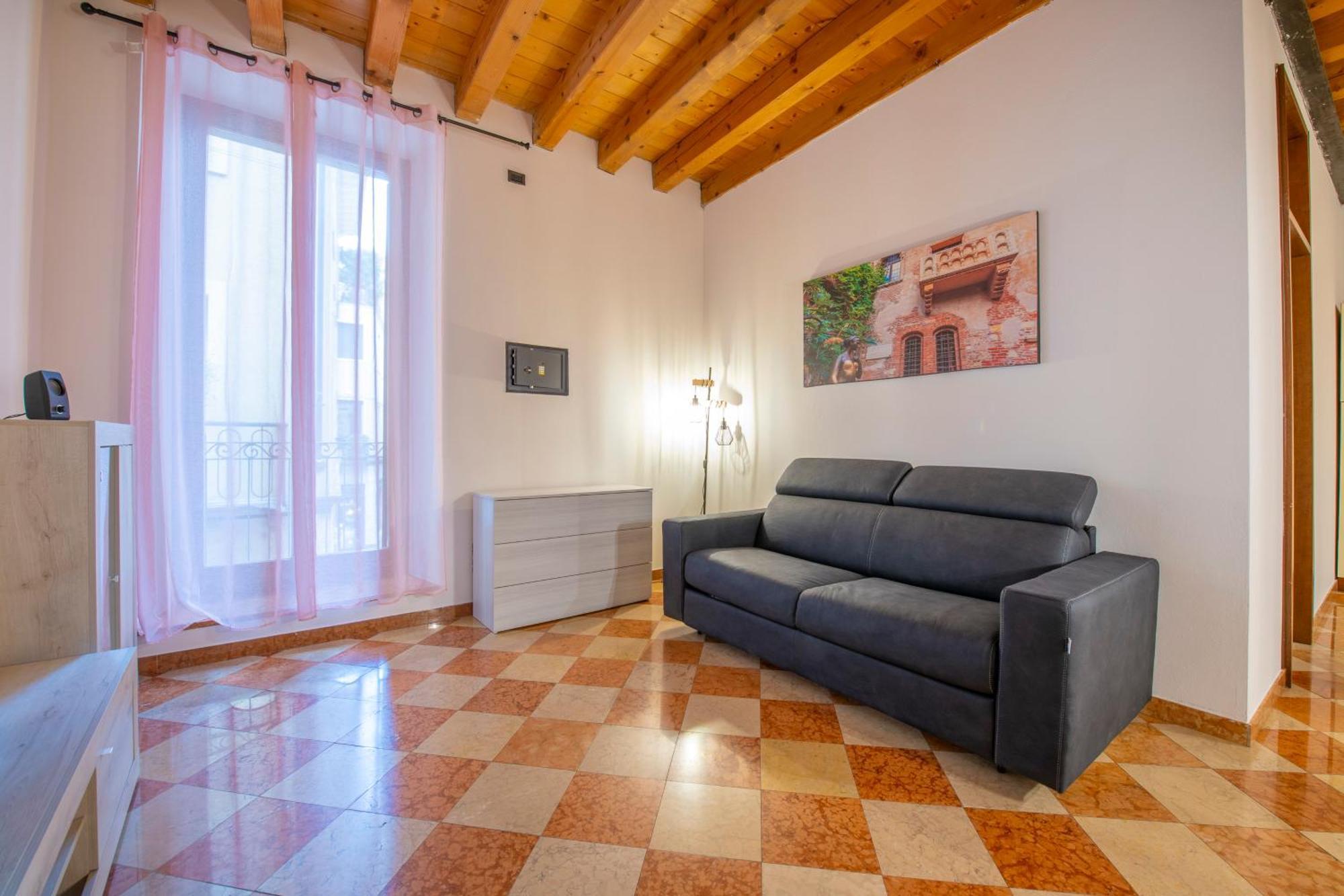 Palace Home Mazzini Verona Center 1 Dış mekan fotoğraf